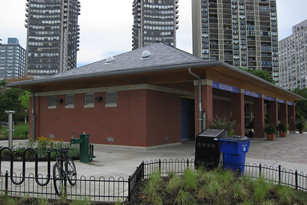 rainwater-harvesting-project-chicago-lakefront-trail-comfort-stations-1